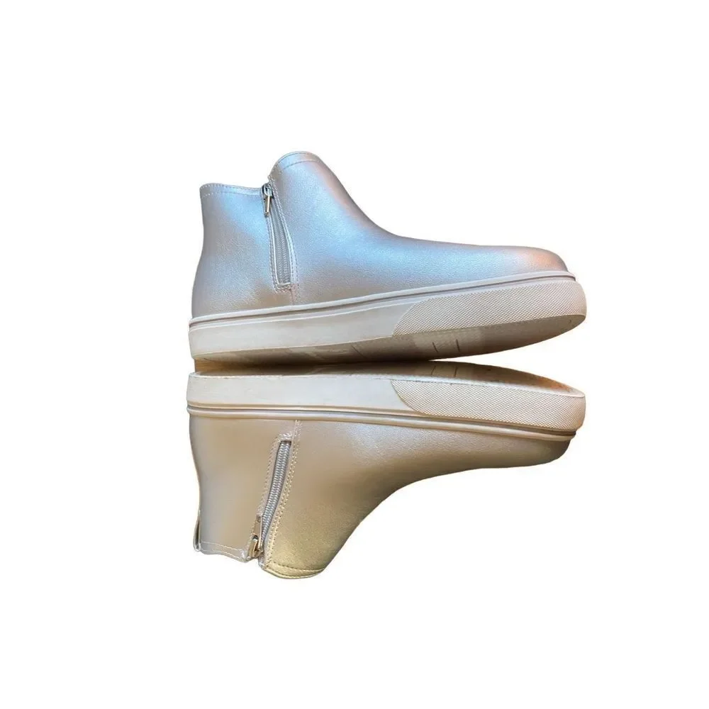 lands end NWT girls youth, silver metallic, zip booties, size 6